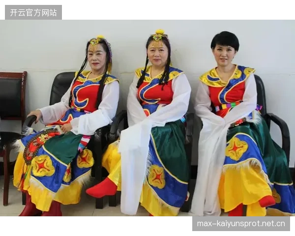 诺坎普票务策略是否应考虑社区福利？